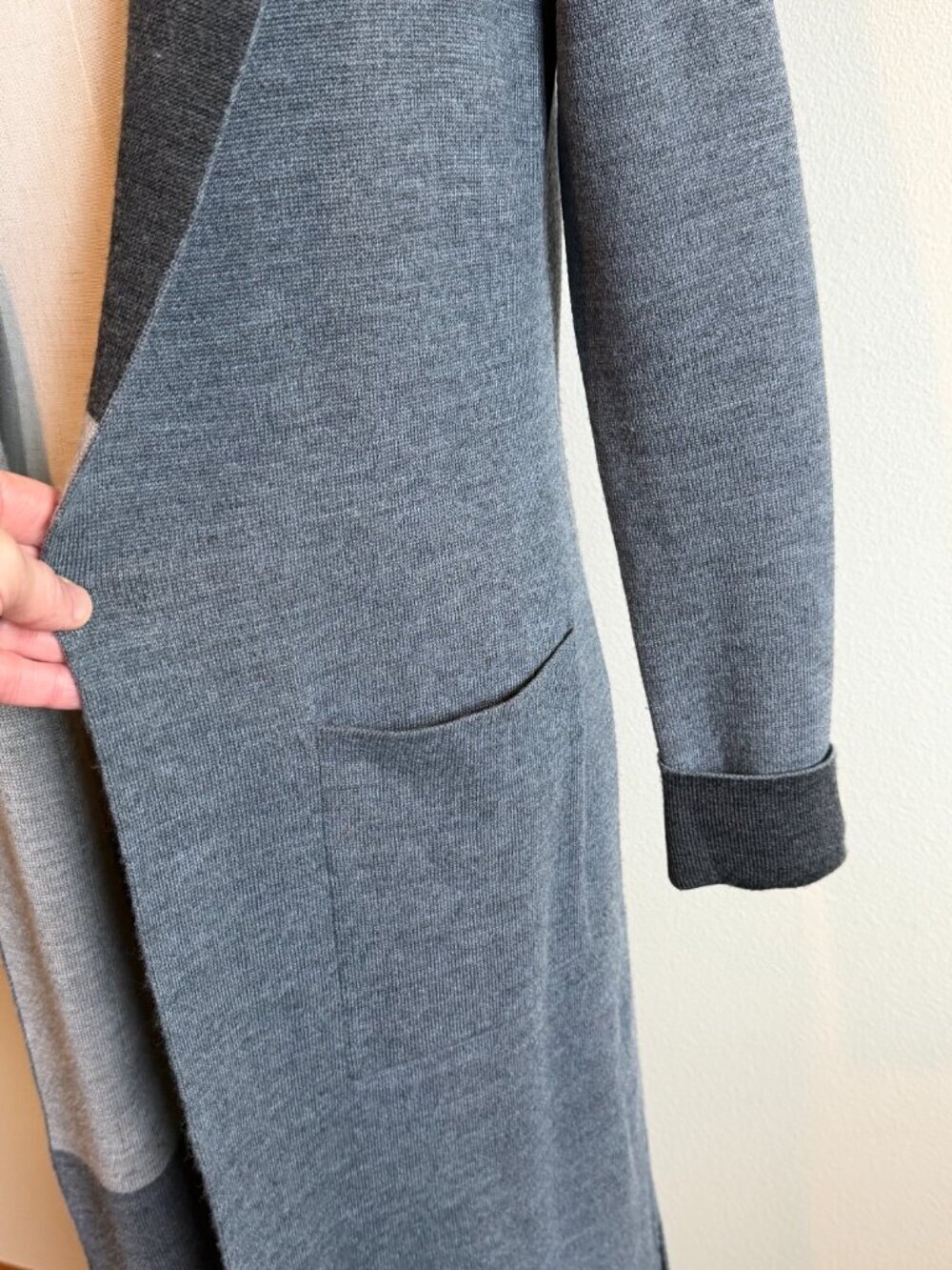 Tahari Luxury Merino Wool Open Front Long Line Cardigan S - Picture 3 of 12